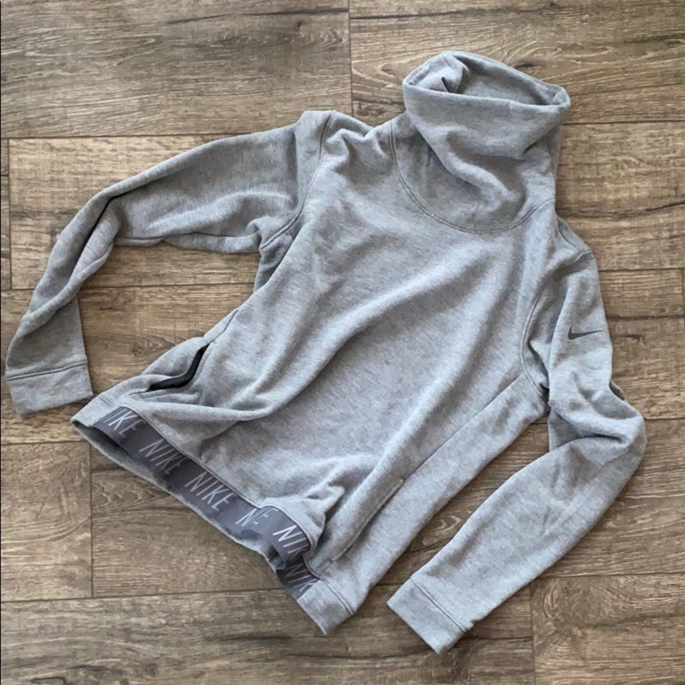 Nike gray turtleneck sweatshirt